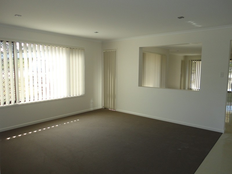8  Wildflower Circuit, Upper Coomera QLD 4209