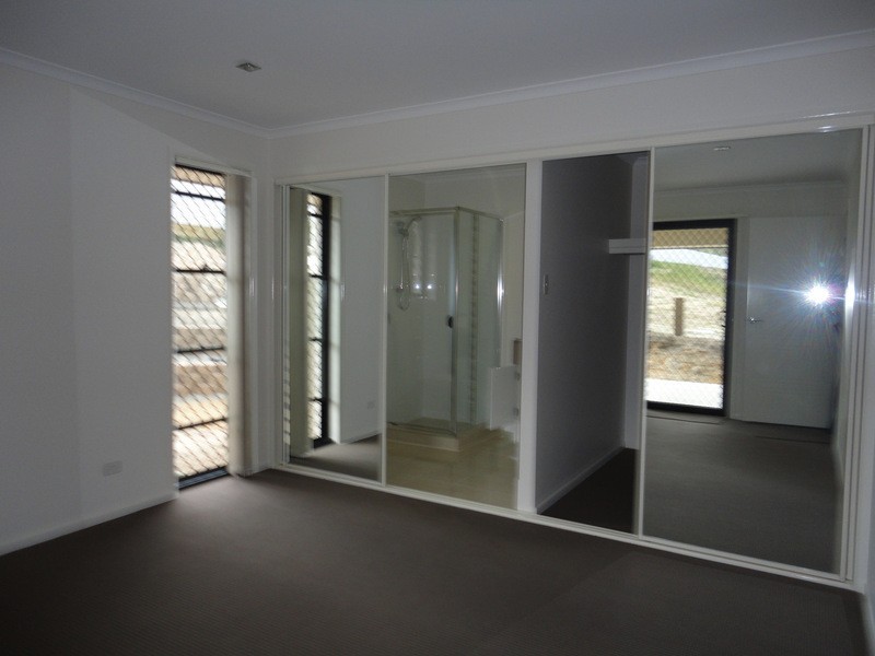 8  Wildflower Circuit, Upper Coomera QLD 4209