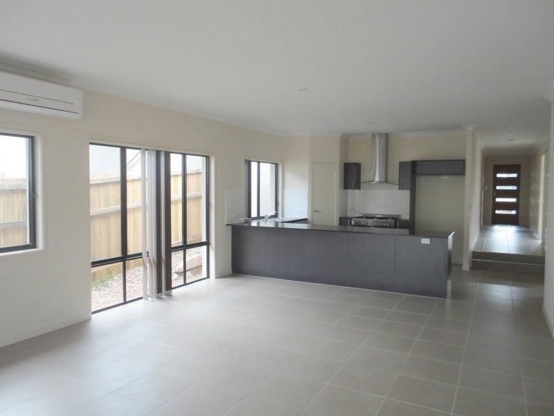 39 Wildflower Circuit, Upper Coomera QLD 4209