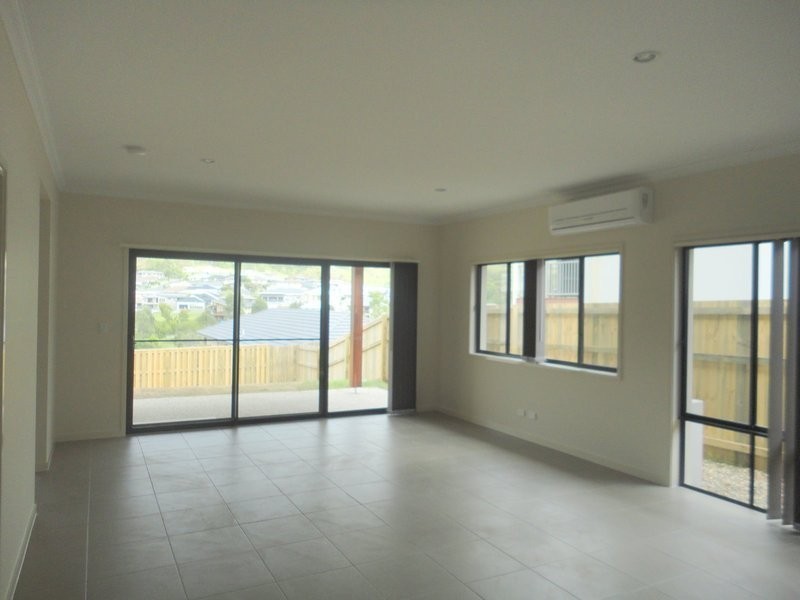 39 Wildflower Circuit, Upper Coomera QLD 4209