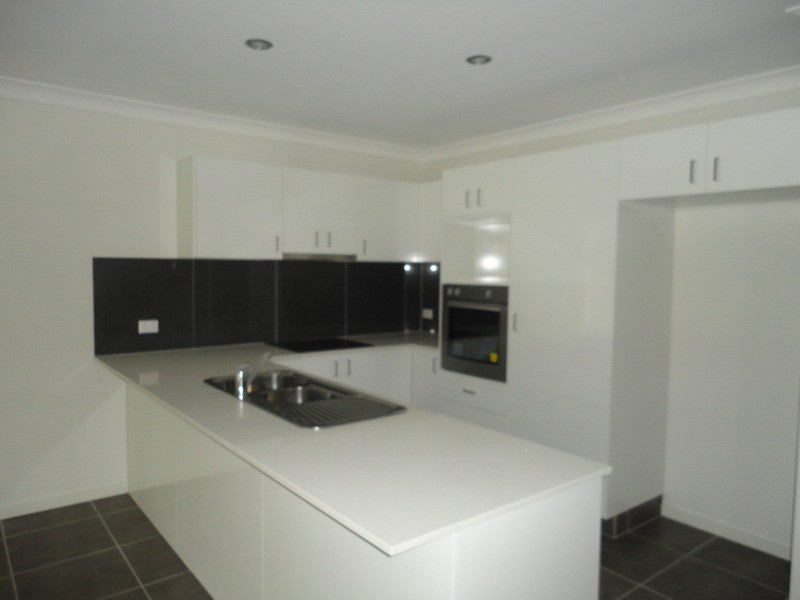 2 Melissa, Upper Coomera QLD 4209