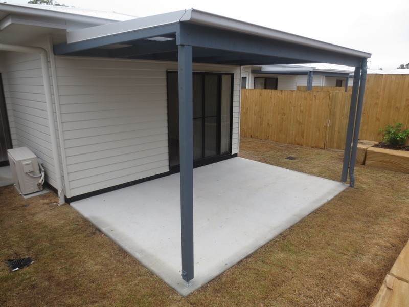 2/17 Chrome Drive, Pimpama QLD 4209