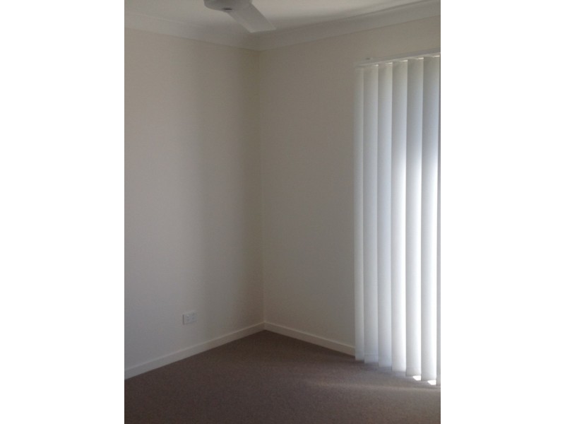 1/23 Chrome Drive, Pimpama QLD 4209