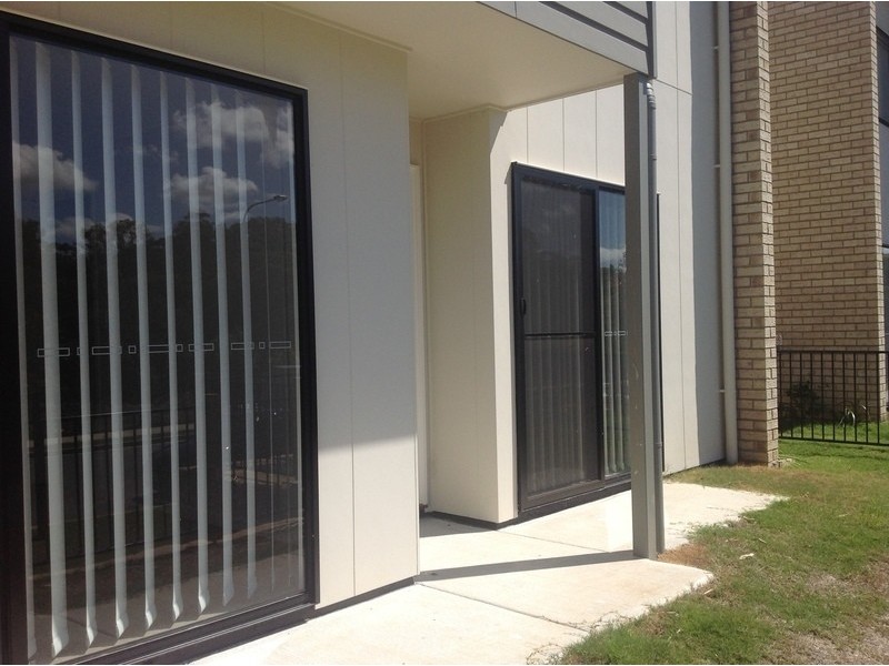 1/23 Chrome Drive, Pimpama QLD 4209