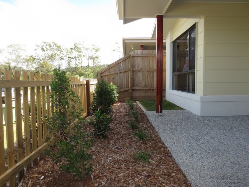 31 Damian Leeding Way, Upper Coomera QLD 4209