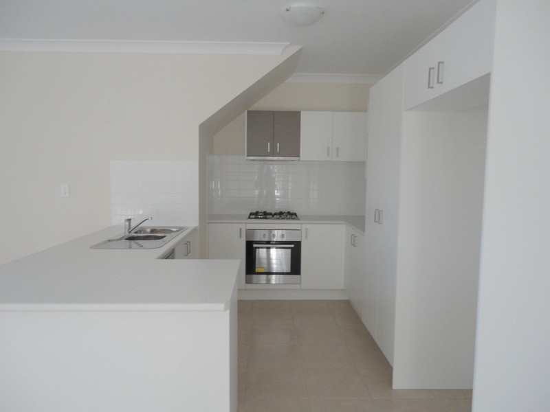 6a Kelly Avenue, Coomera QLD 4209