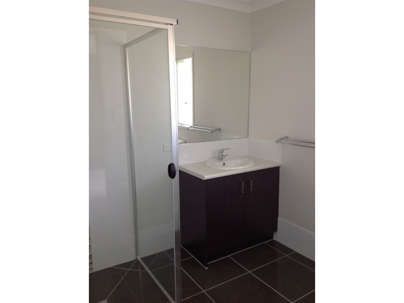 23 Gordon Drive, Upper Coomera QLD 4209