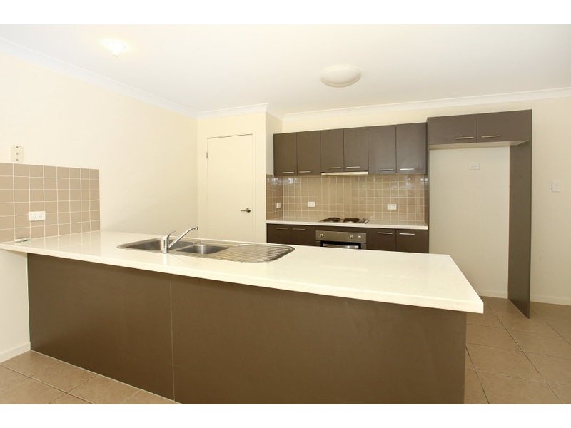 30 Cranberrie Crescent, Pimpama QLD 4209