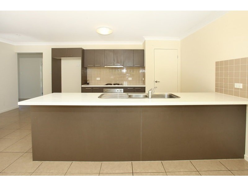 30 Cranberrie Crescent, Pimpama QLD 4209