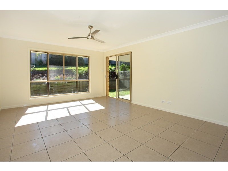 30 Cranberrie Crescent, Pimpama QLD 4209