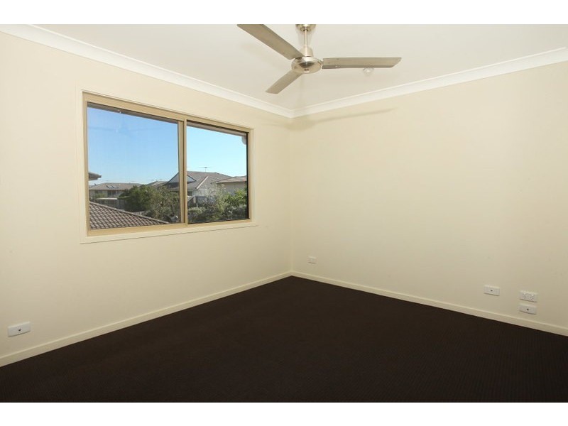 30 Cranberrie Crescent, Pimpama QLD 4209