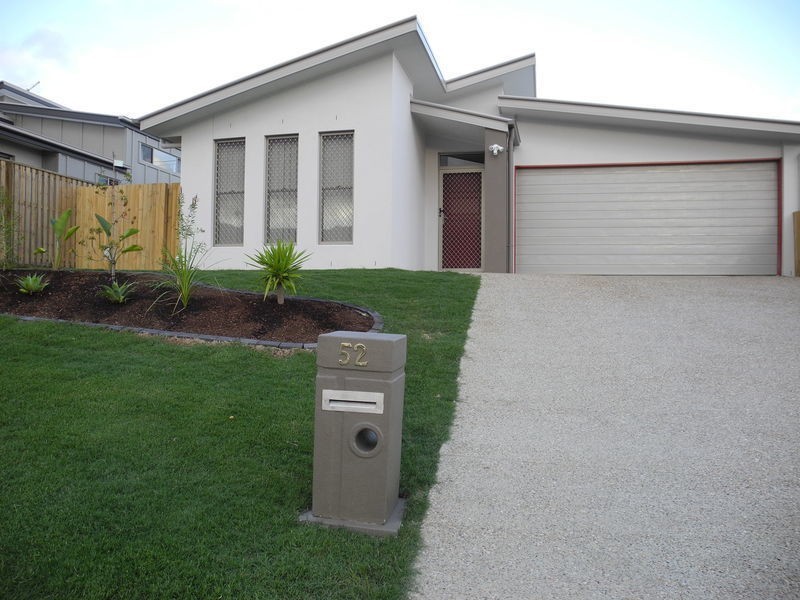 52 Wildflower Circuit, Upper Coomera QLD 4209