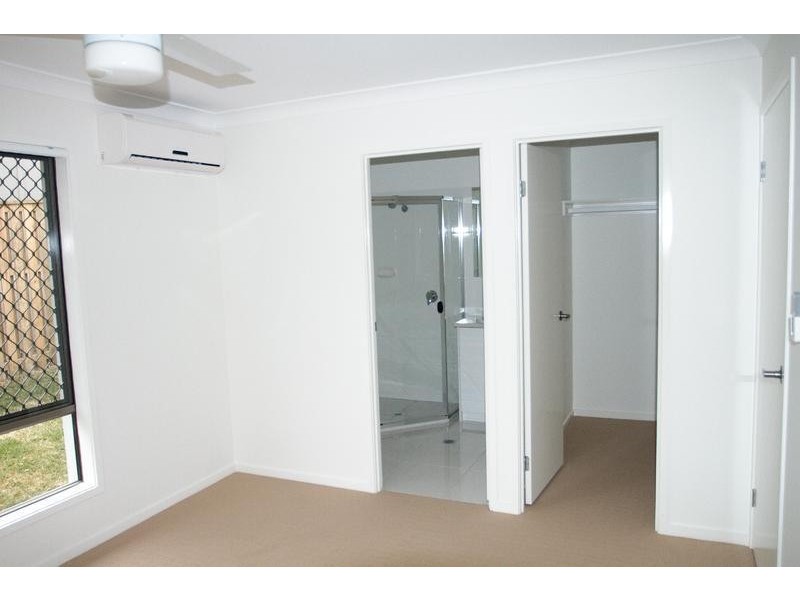 52 Wildflower Circuit, Upper Coomera QLD 4209