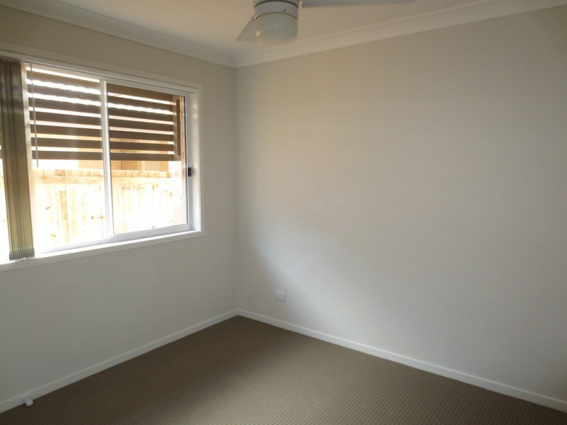 74 Beaumont Drive, Pimpama QLD 4209