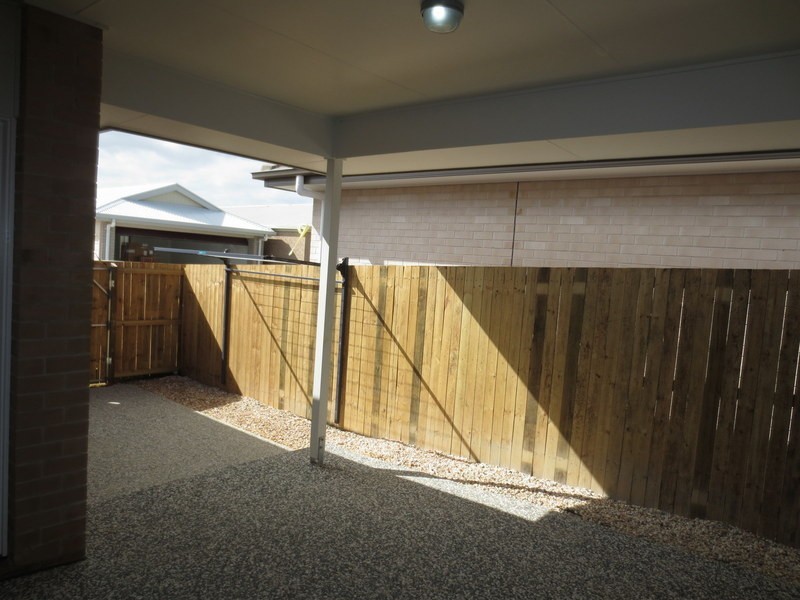 74 Beaumont Drive, Pimpama QLD 4209