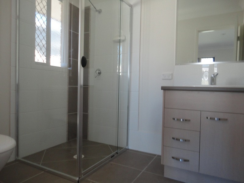 18 Hanover Drive, Pimpama QLD 4209