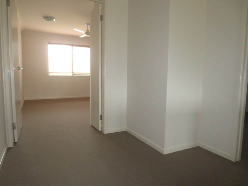 3/24 Christine Drive, Coomera QLD 4209