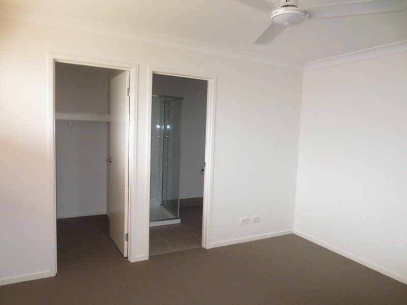 3/22 Christine Drive, Coomera QLD 4209