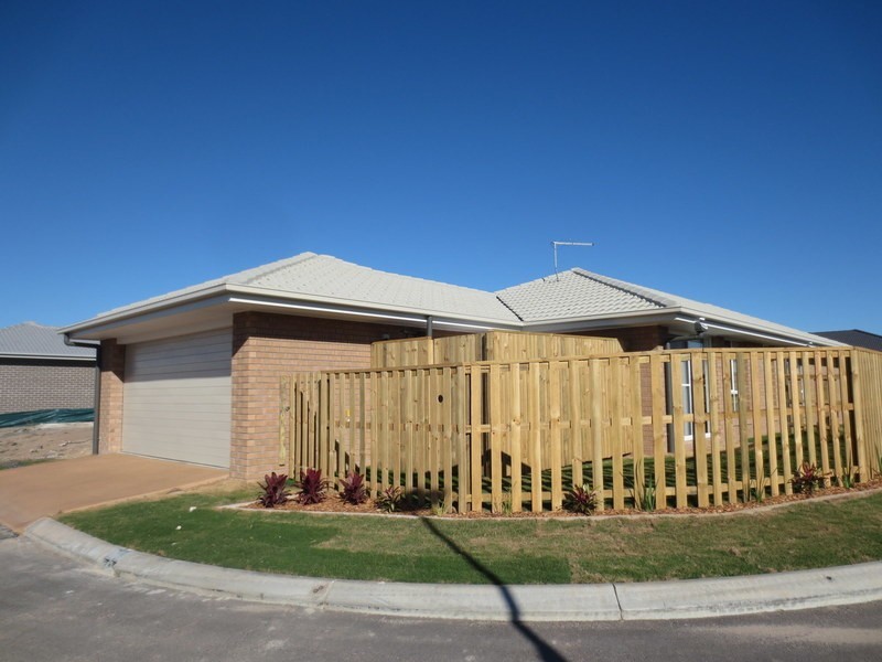 13 Carnarvon Court, Pimpama QLD 4209