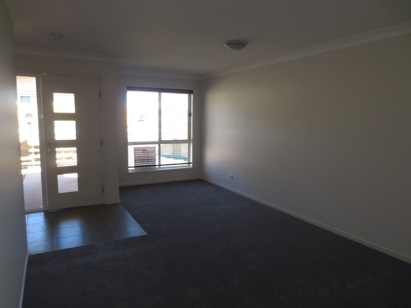 13 Carnarvon Court, Pimpama QLD 4209