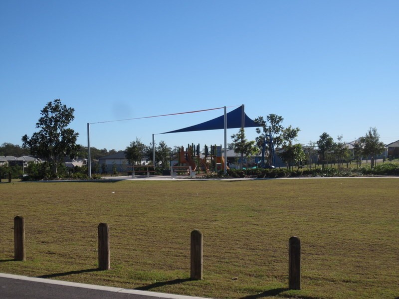 13 Carnarvon Court, Pimpama QLD 4209