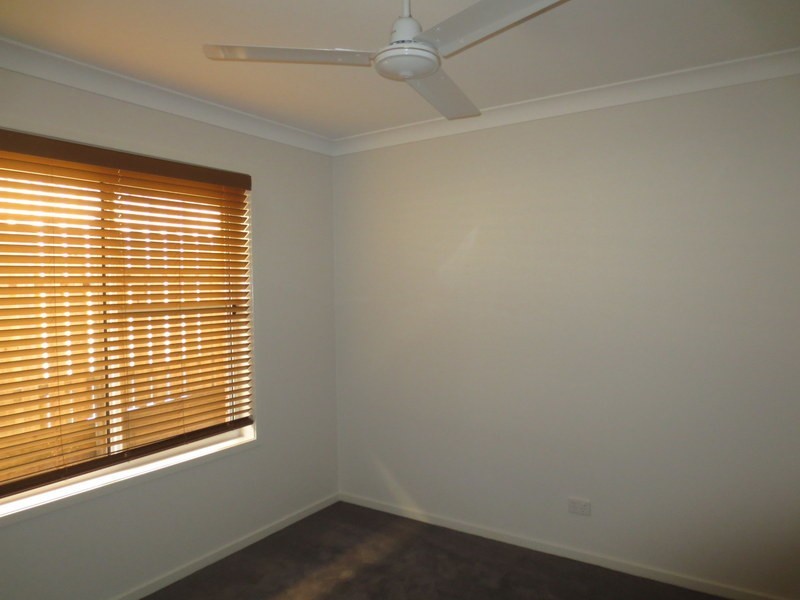 13 Carnarvon Court, Pimpama QLD 4209