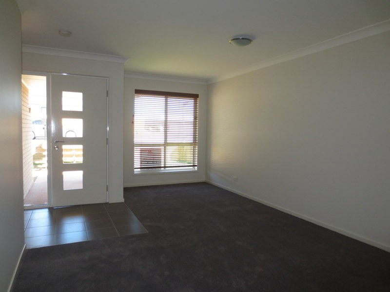 13 Carnarvon Court, Pimpama QLD 4209