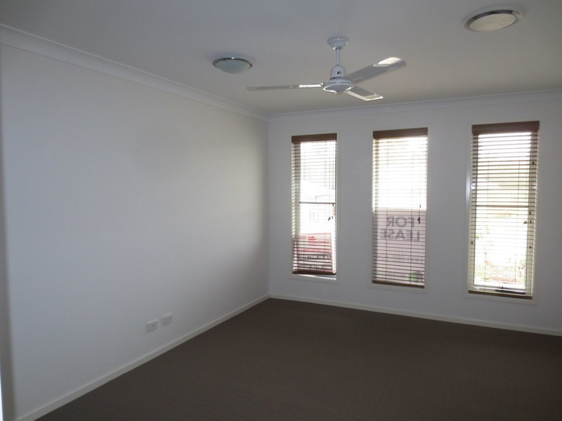 37 Banks Drive, Ormeau QLD 4208