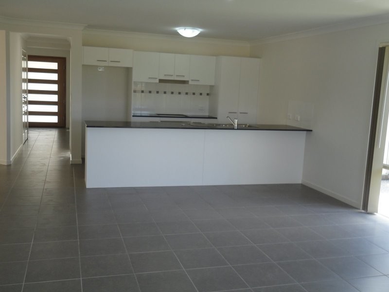 23 Pyrite street, Pimpama QLD 4209