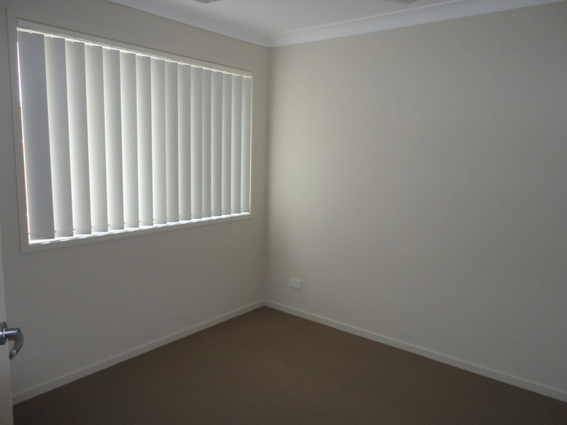 27 Chrome Drive, Pimpama QLD 4209