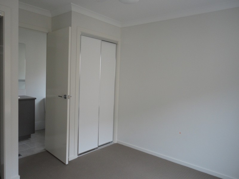 32 Venetian Way, Coomera QLD 4209