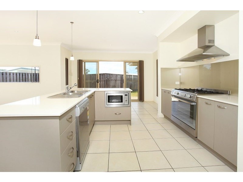 3 Garigal Court, Upper Coomera QLD 4209