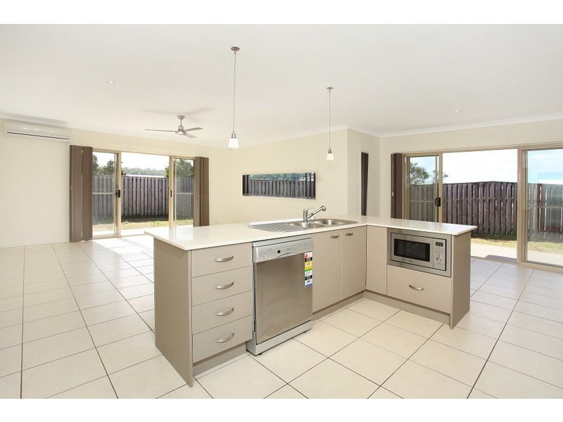 3 Garigal Court, Upper Coomera QLD 4209