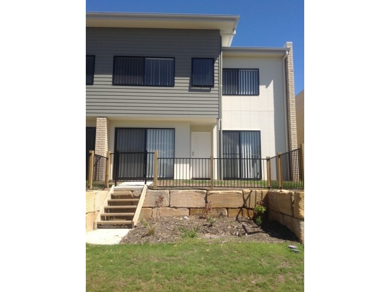 1/23 Chrome Drive, Pimpama QLD 4209