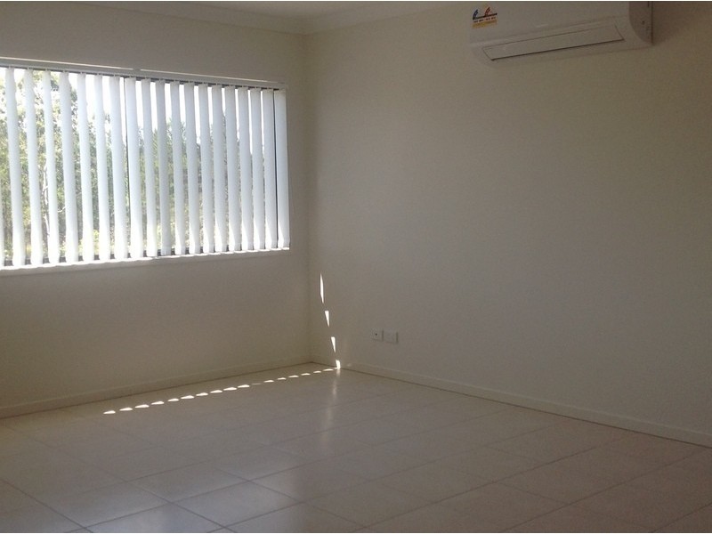 1/23 Chrome Drive, Pimpama QLD 4209