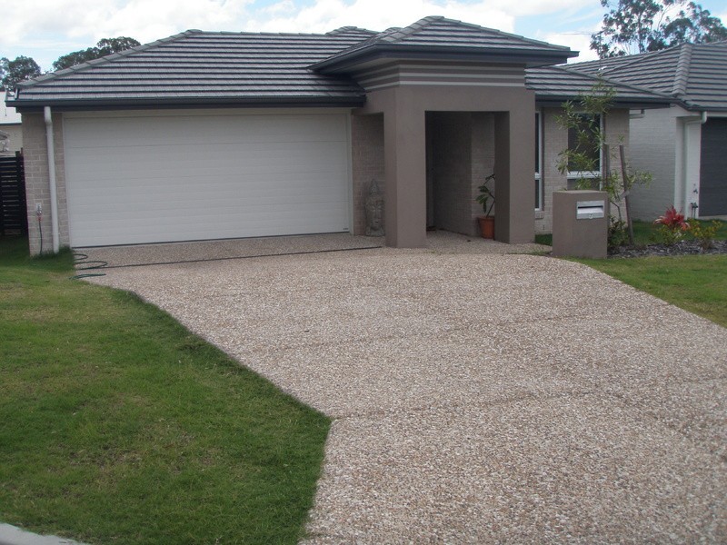 7 Labassa Avenue, Pimpama QLD 4209