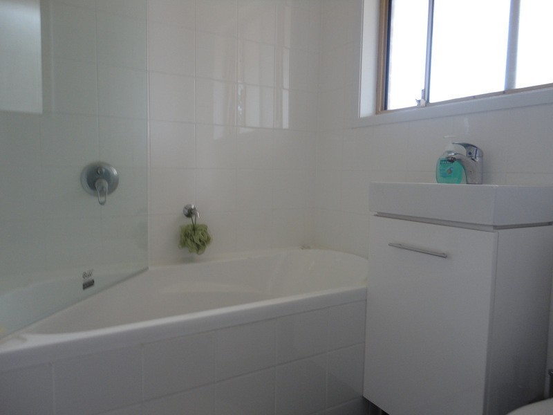 2/20 Fortune Street, Coomera QLD 4209