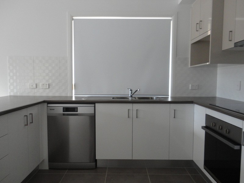 74 Wildflower Circuit, Upper Coomera QLD 4209