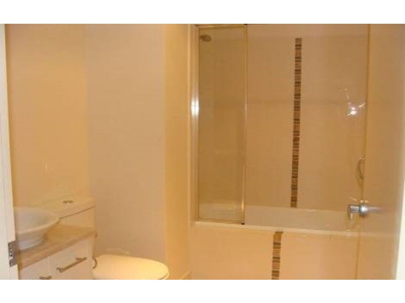 2/22 Beatty Street, Southport QLD 4215