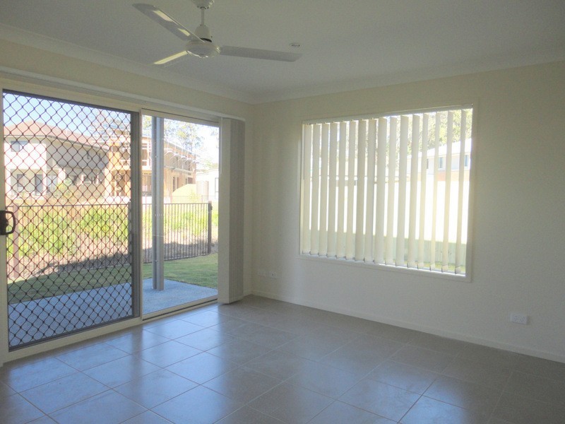 5 Kelly Avenue, Coomera QLD 4209