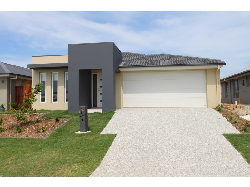 12 Ningaloo Drive, Pimpama QLD 4209
