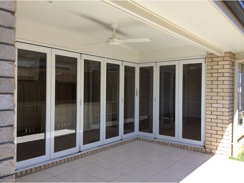 12 Ningaloo Drive, Pimpama QLD 4209
