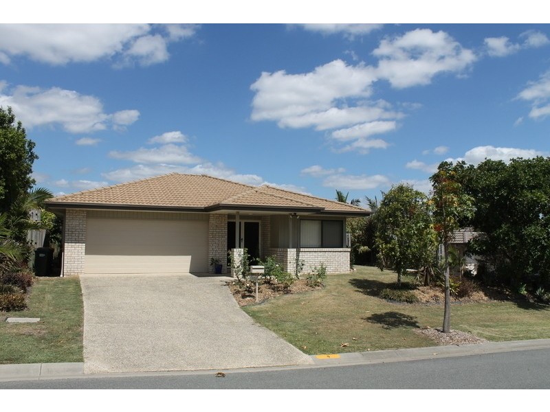 4   Armani Avenue, Pimpama QLD 4209