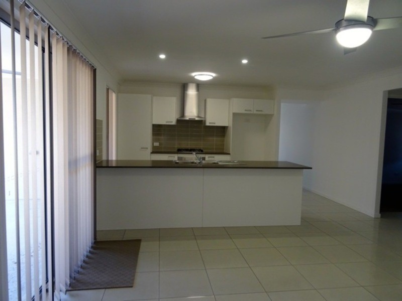 28 Alessandra Circuit, Coomera QLD 4209