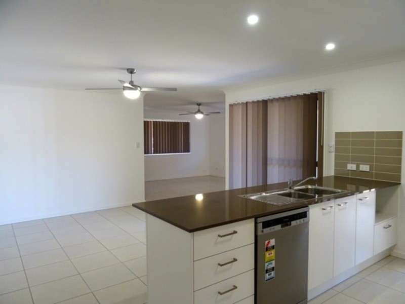 28 Alessandra Circuit, Coomera QLD 4209