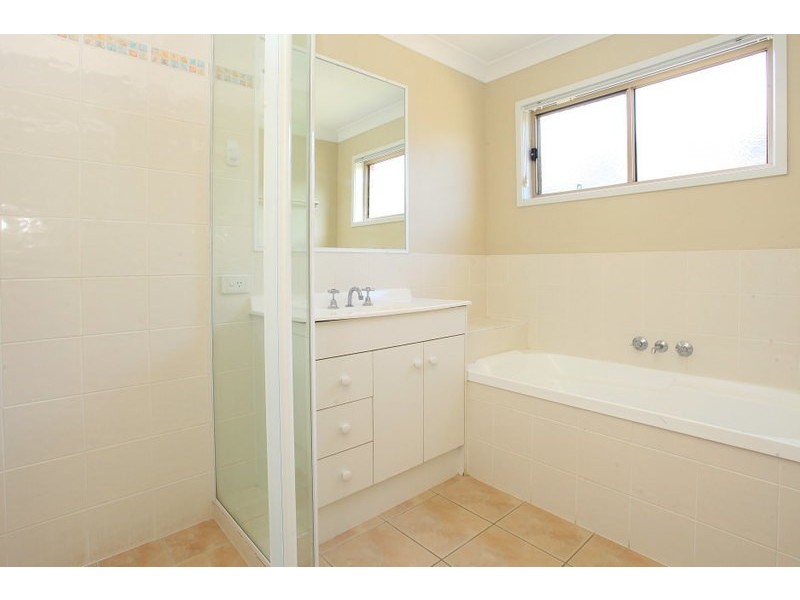 4 Macadamia Drive, Ormeau QLD 4208