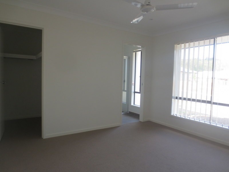 1/33 Arondel Circuit, Upper Coomera QLD 4209