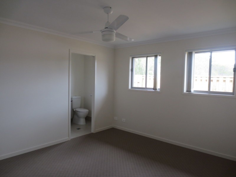 1/21 Arondel Circuit, Upper Coomera QLD 4209