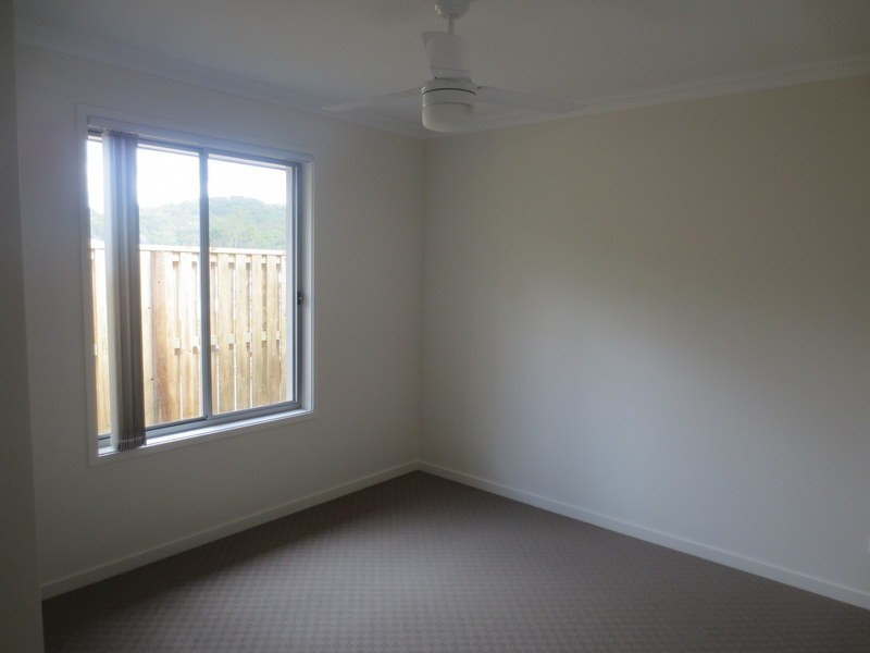 1/21 Arondel Circuit, Upper Coomera QLD 4209