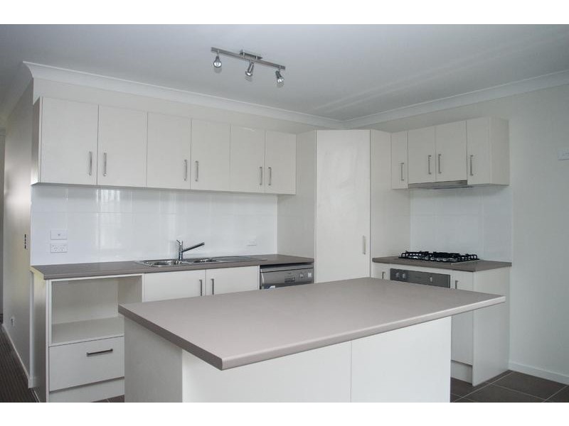 25 Ritz Drive, Coomera QLD 4209